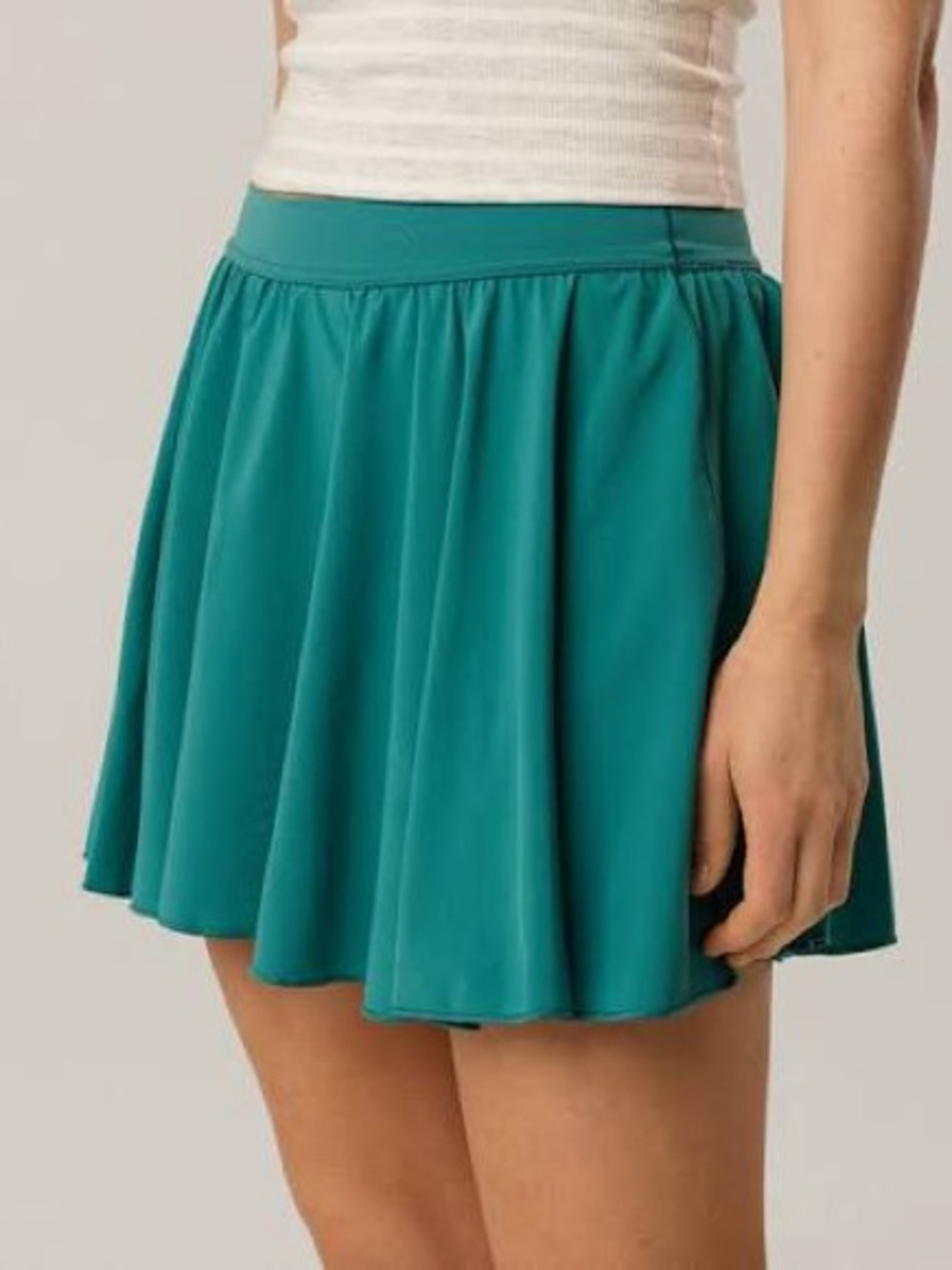 Offline by aerie flirty skort